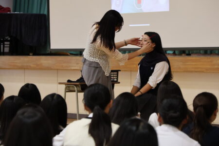 【オフィスメイク講座】社会で求められる「TPOに応じた身だしなみ」を学ぶ