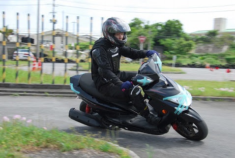 【沖縄県】功労賞：在校生がバイクで大活躍