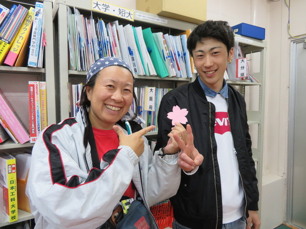 【広島県】建築関係の仕事で活躍している生徒さんが無事に高校卒業！